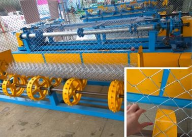 China High Productivity Chain Link Fence Machine 380v 5.5 KW Easy Operate Control supplier