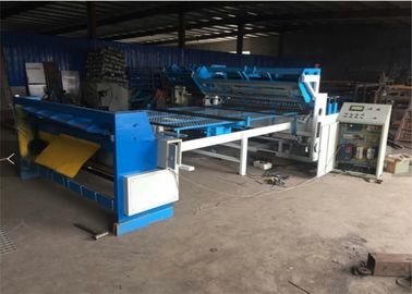 China Floor Warming Mesh Automatic Chain Link Fence Machine , Modular Welded Wire Mesh Machine supplier