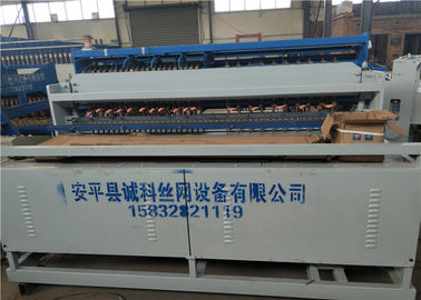 Industrial Chain Link Fence Making Machine , High Output Automatic Fencing Machine supplier