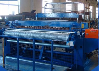 Capacity 40KVA * 4 Welded Wire Mesh Machine , Electric Wire Mesh Roll Welding Machine supplier