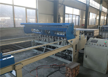 Firm Welding Spot Fence Mesh Welding Machine 2 M Width High Productivity Low Noise supplier